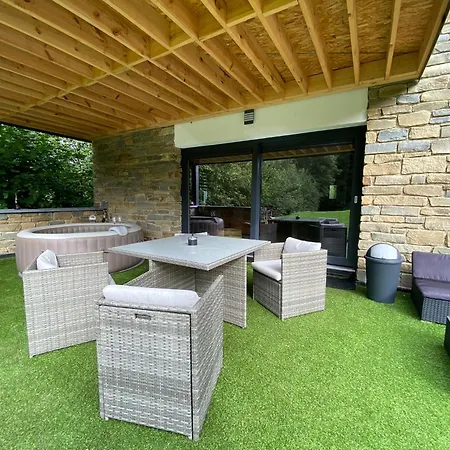 Bandrew Homestay