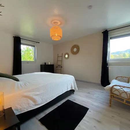 Bandrew Homestay